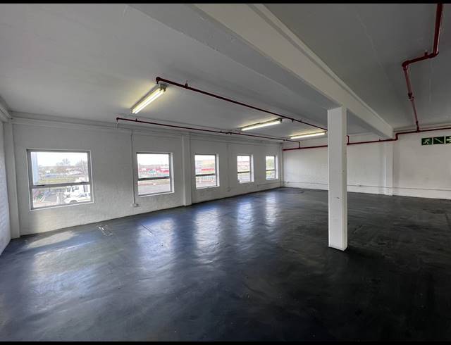 125M² OFFICE TO LET IN BELLVILLE SOUTH